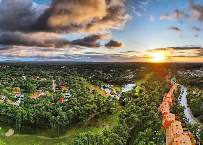 Dolphin Aroeira Beach Charneca (Setubal)