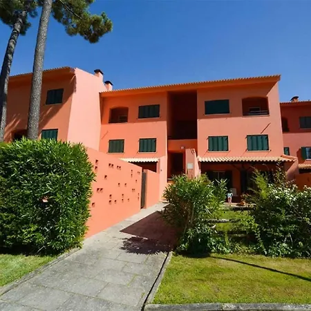Dolphin Aroeira Beach Apartment *